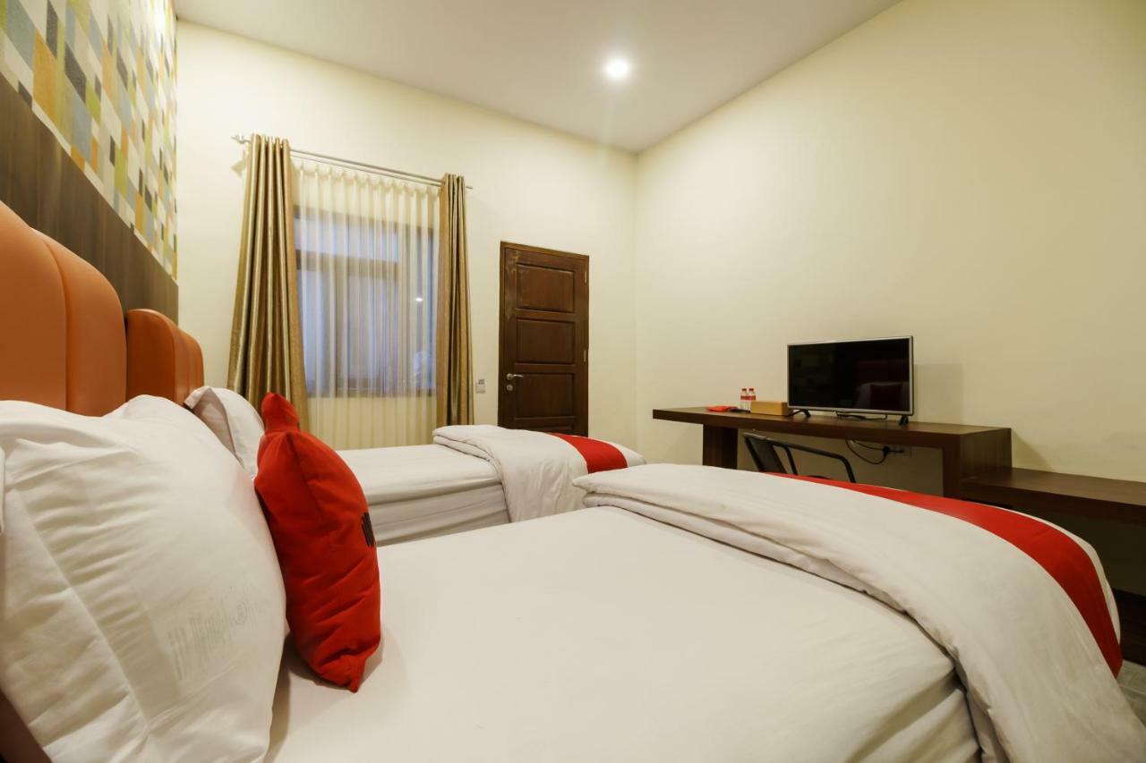 Reddoorz Syariah Near Fort Marlborough 明古鲁 外观 照片