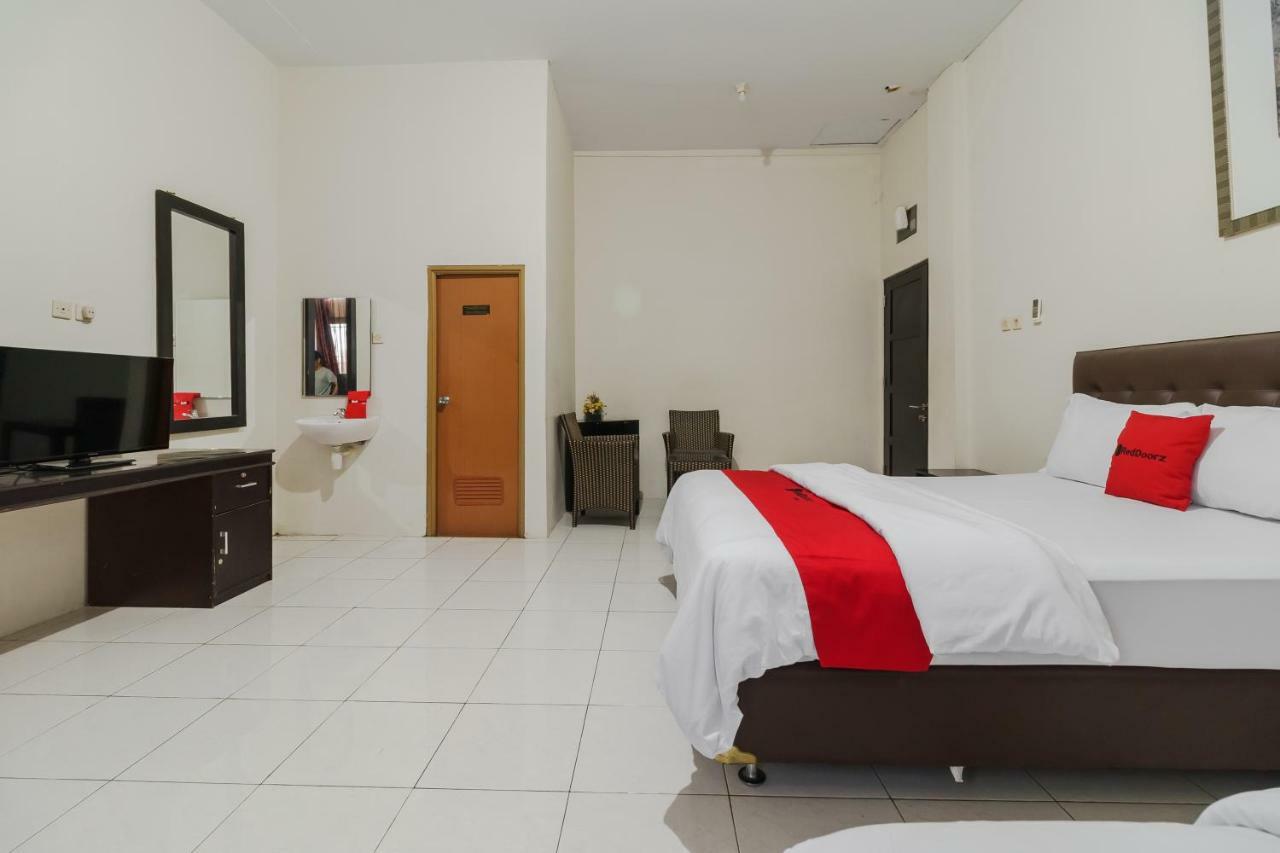 Reddoorz Syariah Near Fort Marlborough 明古鲁 外观 照片